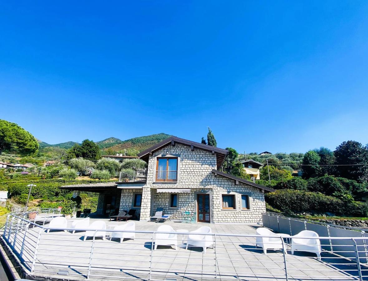 Vela Di Soleville Camere Con E Senza Vista Lago Con Ristorante & Pizzeria Сале-Маразино Экстерьер фото