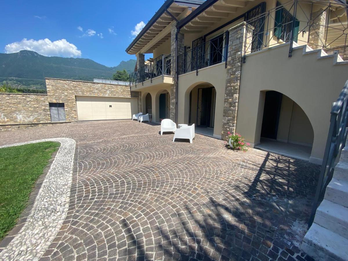 Vela Di Soleville Camere Con E Senza Vista Lago Con Ristorante & Pizzeria Сале-Маразино Экстерьер фото