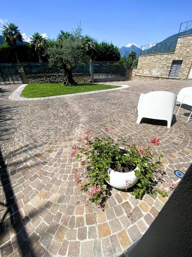 Vela Di Soleville Camere Con E Senza Vista Lago Con Ristorante & Pizzeria Сале-Маразино Экстерьер фото